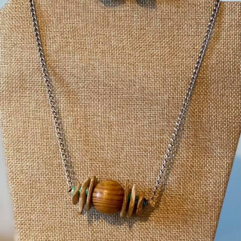 Wood & turquoise necklace & earrings